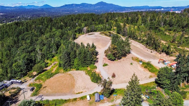 2 of 13 - 2640 Cedar Heights Cres, Nanaimo, BC