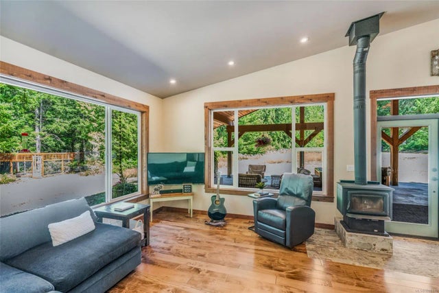 4 of 52 - 3005 Christie Rd, Qualicum Beach, BC