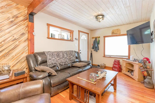 5 of 37 - 7420 Cowichan Lake Rd, Lake Cowichan, BC