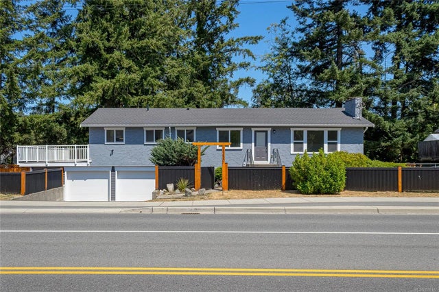 2 of 61 - 5350 Metral Dr, Nanaimo, BC