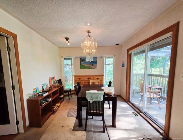 5 of 17 - 1294 Lynn Rd, Tofino, BC