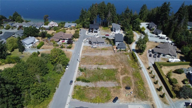 2 of 12 - Lot 9 Malcolm Rd, Chemainus, BC