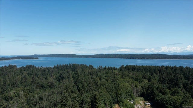 5 of 30 - 8450 Berray Rd, Fanny Bay, BC