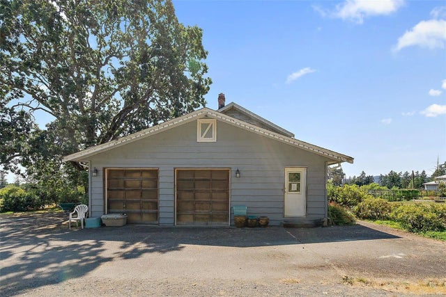 3 of 75 - 10650 West Saanich Rd, North Saanich, BC