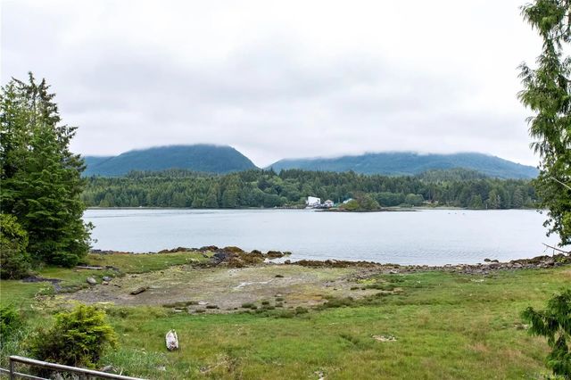 3 of 20 - 1971 Harbour Dr 402, Ucluelet, BC