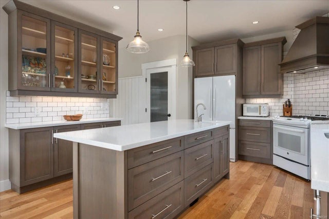 3 of 59 - 672 Lowry's Rd, Parksville, BC