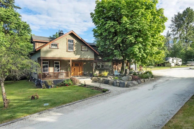 1 of 93 - 1921 Arden Rd, Courtenay, BC