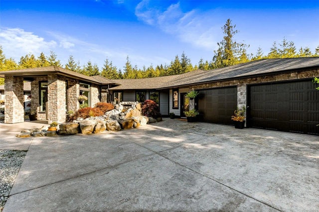 4 of 63 - 2605 Timber Ridge Rd, Shawnigan Lake, BC