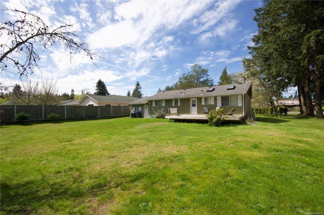 3 of 10 - 603 Johnstone Rd, Parksville, BC