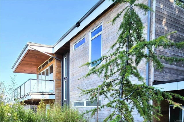 4 of 60 - 604 Alberto Rd, Tofino, BC