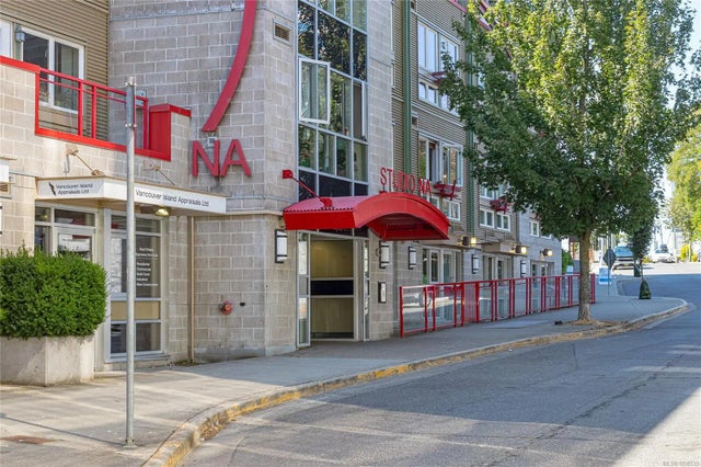 3 of 36 - 99 Chapel St 206, Nanaimo, BC