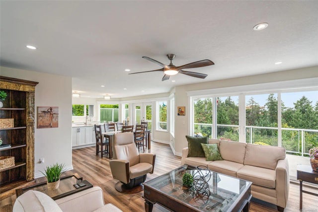 3 of 53 - 3419 Redden Rd, Nanoose Bay, BC