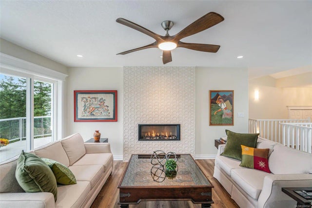 4 of 53 - 3419 Redden Rd, Nanoose Bay, BC