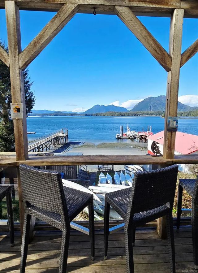 5 of 28 - 320 Main St, Tofino, BC