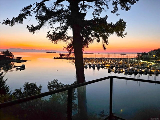 1 of 59 - 3483 Schooner Rd, Nanoose Bay, BC