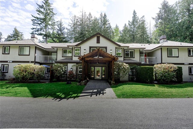 1 of 36 - 440 Schley Pl 208, Qualicum Beach, BC
