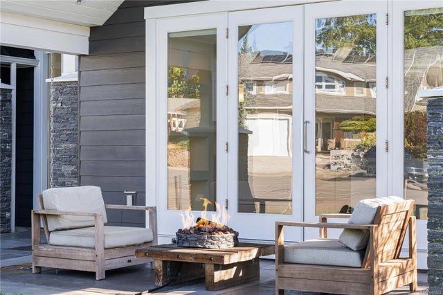 2 of 73 - 3461 Santa Fe Pl, Nanaimo, BC