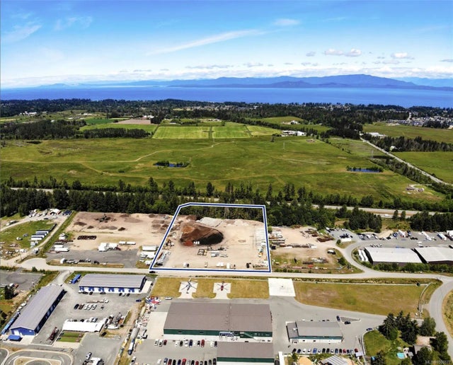 1 of 2 - 1450 Angel Rd, Errington, BC
