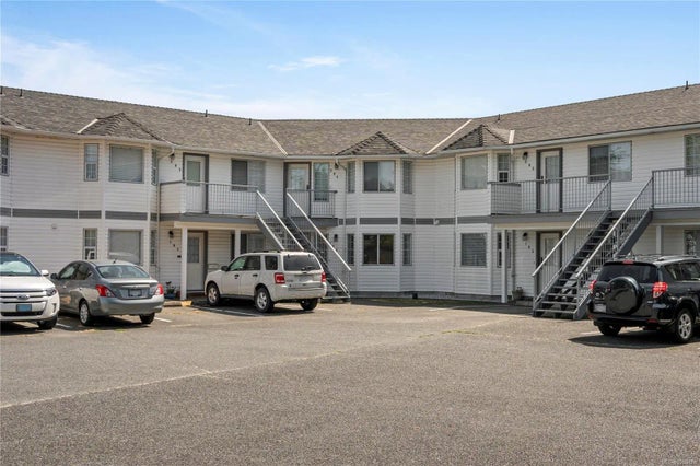 1 of 48 - 219 Dogwood Dr 104, Ladysmith, BC