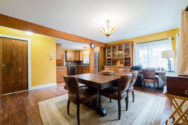 5 of 28 - 1634 Cedar Rd, Nanaimo, BC