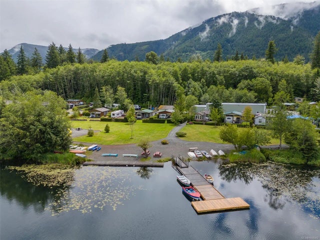 1 of 64 - 8631 South Shore Rd 5, Lake Cowichan, BC