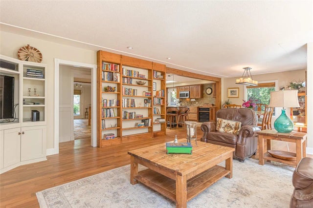 5 of 83 - 6368 Island Hwy W, Qualicum Beach, BC