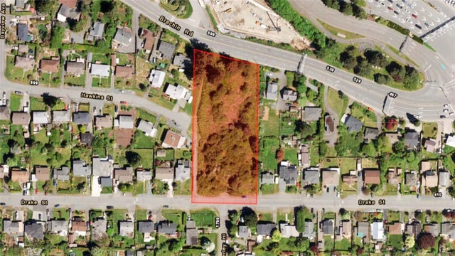 3 of 8 - 565 Brechin Rd, Nanaimo, BC