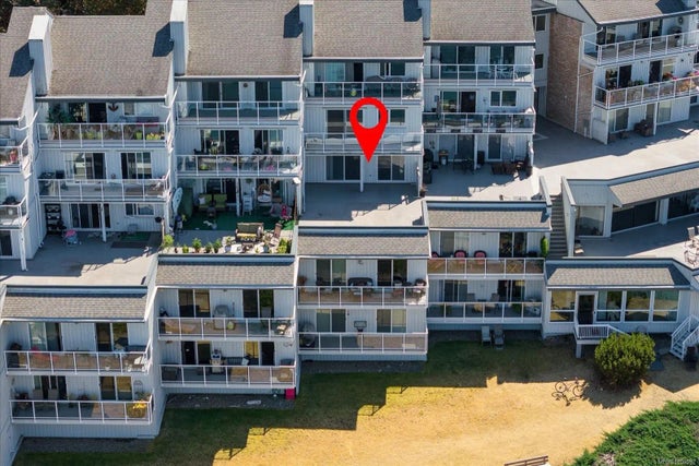 2 of 50 - 3555 Outrigger Rd 307, Nanoose Bay, BC