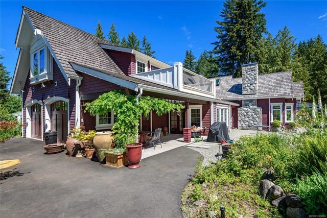 2 of 40 - 7679 Victor Lane, Fanny Bay, BC