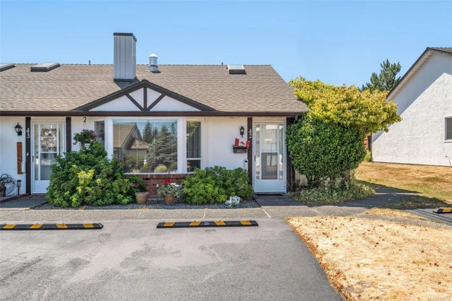1 of 36 - 120 Finholm St N 42, Parksville, BC
