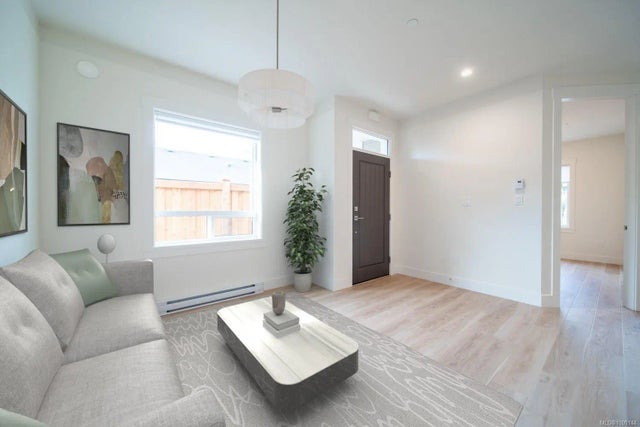 2 of 26 - 247 Finholm St A/c, Parksville, BC