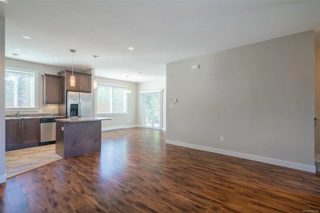 5 of 35 - 4303 Jingle Pot Rd, Nanaimo, BC