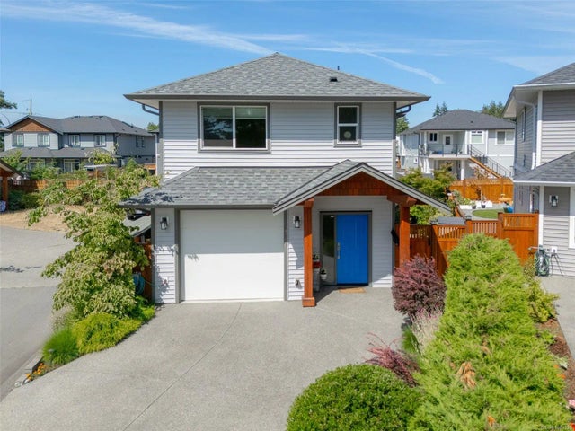 1 of 41 - 4307 Jingle Pot Rd, Nanaimo, BC