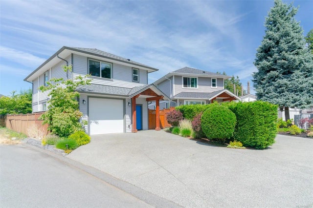 2 of 41 - 4307 Jingle Pot Rd, Nanaimo, BC