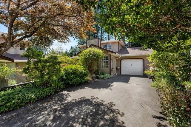 3 of 42 - 124 Valhalla Rd 9, Salt Spring, BC