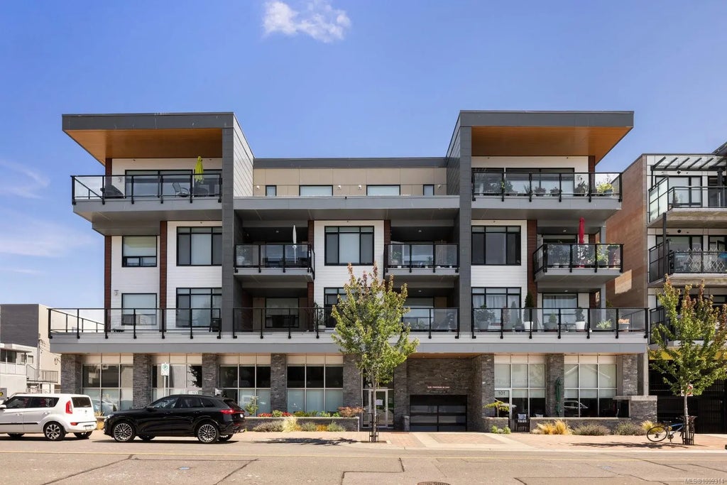 9775 Fourth St 502, Sidney