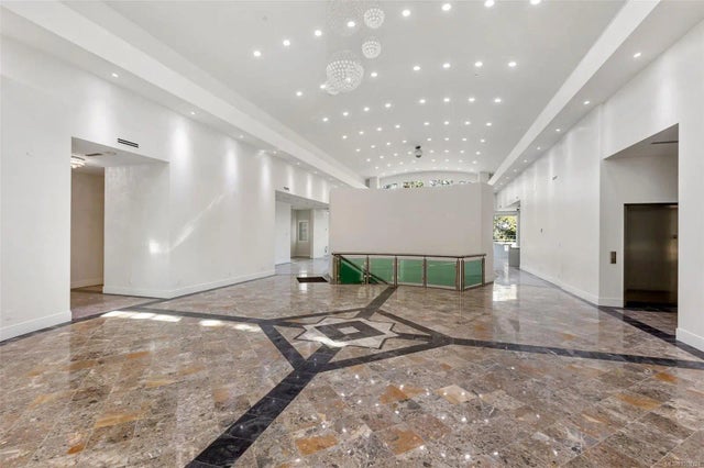 4 of 66 - 3355 Midland Rd, Oak Bay, BC