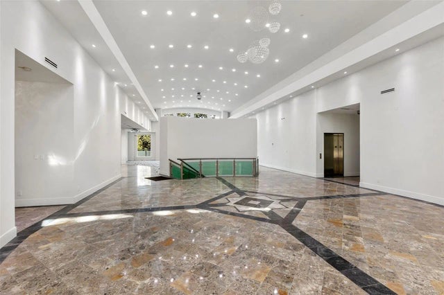 5 of 66 - 3355 Midland Rd, Oak Bay, BC