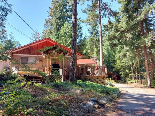3 of 29 - 559 Blitz Rd, Mayne Island, BC