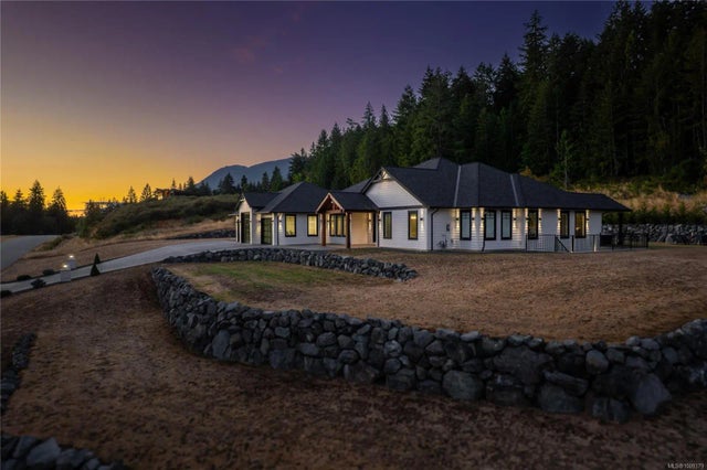 2 of 73 - 6127 Chase Dr, Port Alberni, BC