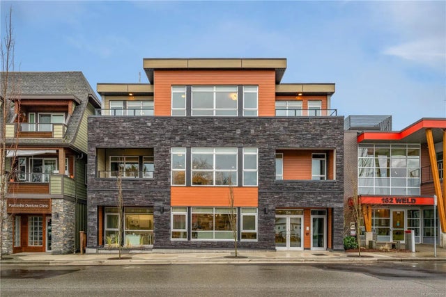 3 of 23 - 154 Weld St, Parksville, BC
