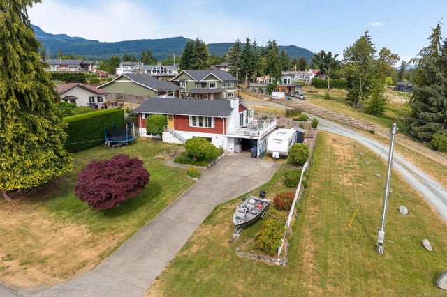 3 of 30 - 10872 Grandview Rd, Saltair, BC