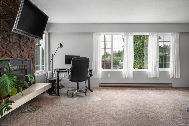 5 of 30 - 10872 Grandview Rd, Saltair, BC