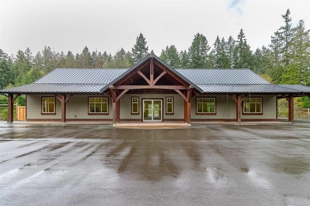 1 of 31 - 230 Rupert Rd E, Qualicum Beach, BC