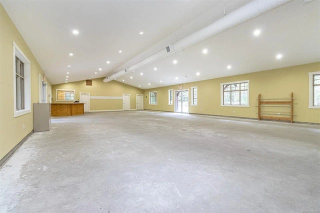 3 of 31 - 230 Rupert Rd E, Qualicum Beach, BC