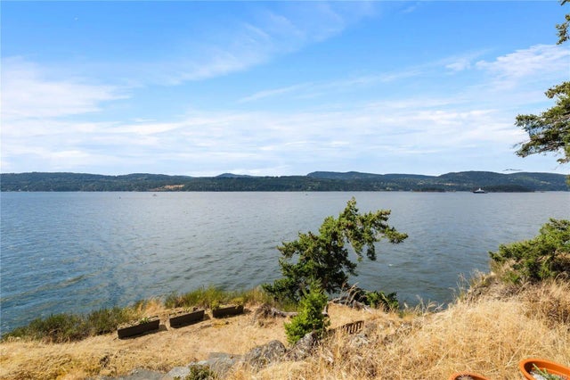 4 of 40 - 456 Scott Point Dr, Salt Spring, BC