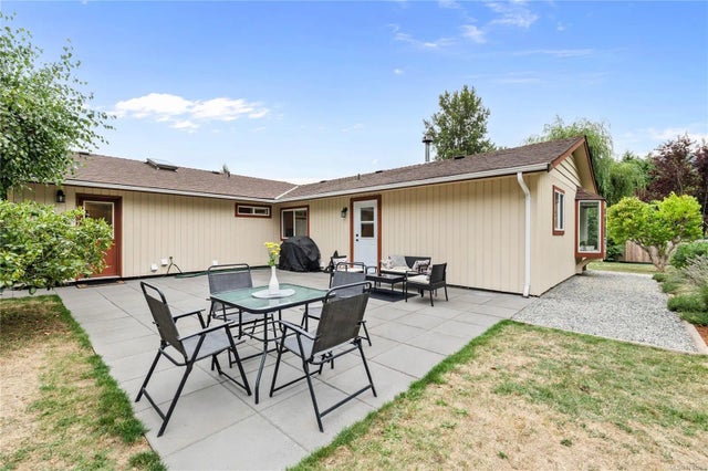 4 of 36 - 220 Park Dr, Salt Spring, BC