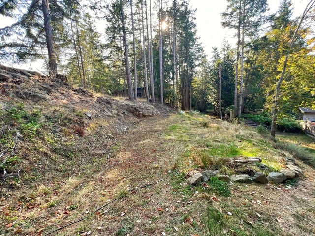 3 of 13 - Lt 1 North Rd, Gabriola Island, BC