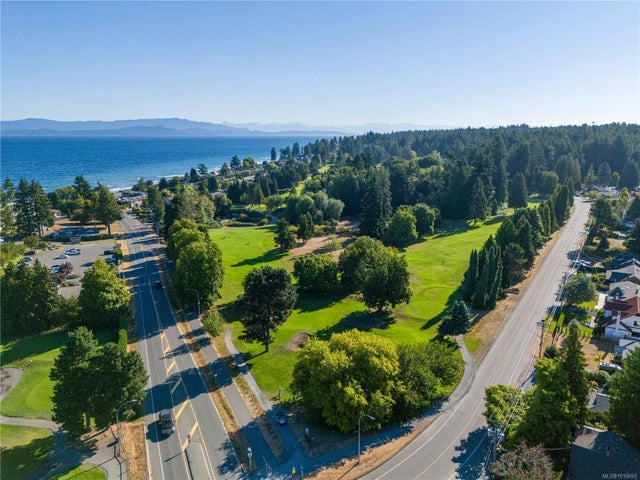 5 of 50 - 158 Crescent Rd E, Qualicum Beach, BC