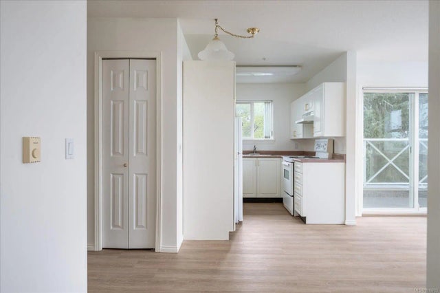 5 of 39 - 750 Memorial Ave 310, Qualicum Beach, BC